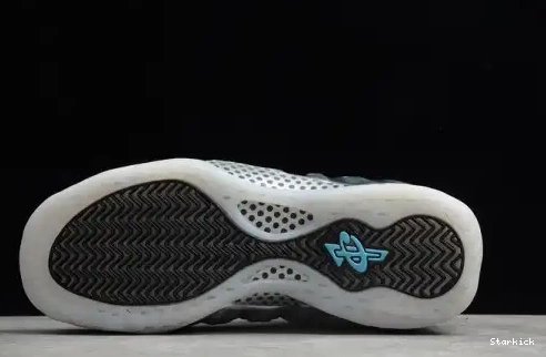 One Chromeposite Air Nike Foamposite 744306-001 0516
